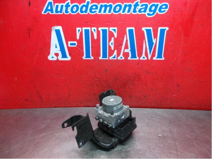 Used ABS pump Peugeot 2008 (CU) 1.2 Vti 12V PureTech 82 Price € 120,00 Margin scheme offered by A-Team Automotive