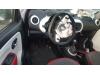 Steering wheel from a Renault Twingo III (AH), 2014 1.0 SCe 70 12V, Hatchback, 4-dr, Petrol, 999cc, 52kW (71pk), RWD, H4D400; H4DA4, 2014-09, AHB0; AHB1; AHB3; AHB4; AH0BE2M7 2015
