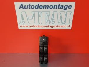 Gebrauchte Elektrisches Fenster Schalter Kia Cee'd (JDB5) 1.6 GDI 16V Preis € 39,99 Margenregelung angeboten von A-Team Automotive Rotterdam