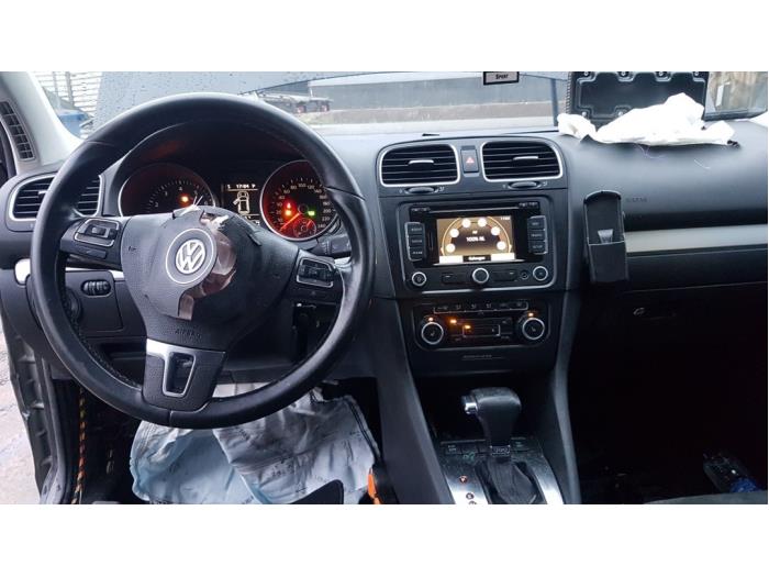 Usagé Kit navigation Volkswagen Golf VI (5K1) 1.4 TSI 160 16V Prix € 194,99 Règlement à la marge proposé par A-Team Automotive