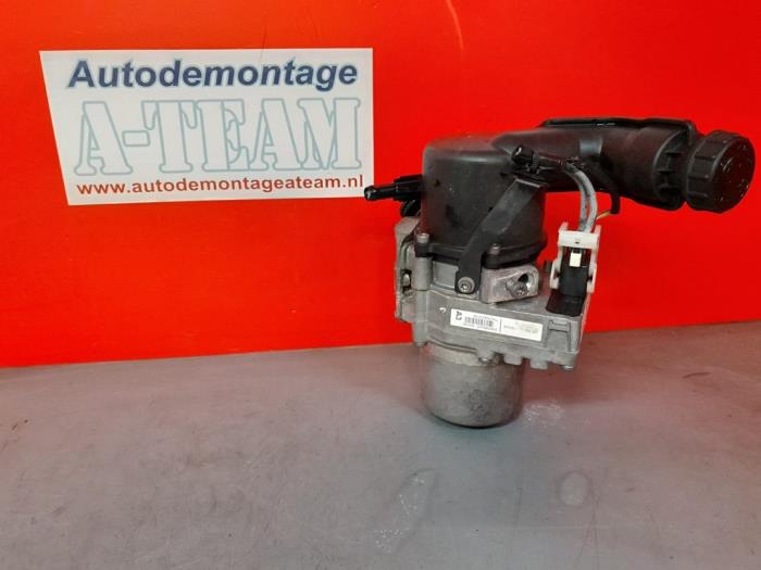 Usagé Pompe de direction Peugeot 508 (8D) 1.6 THP 16V Prix € 194,99 Règlement à la marge proposé par A-Team Automotive