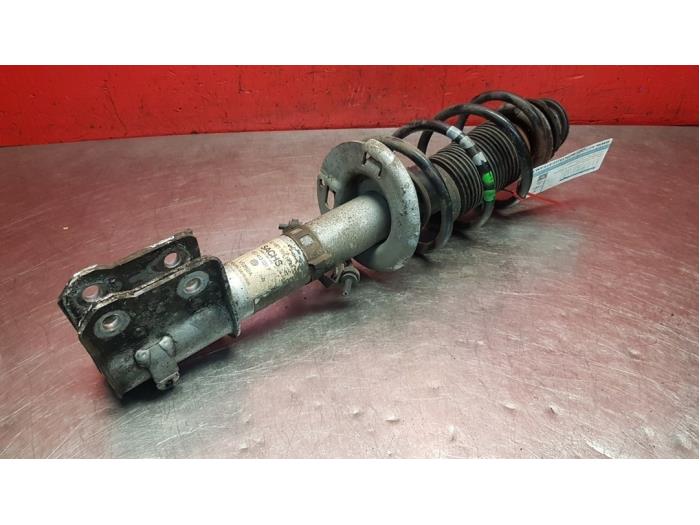 Front shock absorber, right from a Volkswagen Lupo (6X1) 1.2 TDI 3L 2000