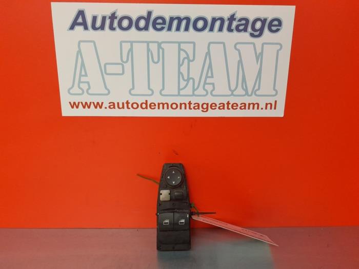 Usados Interruptor de ventanilla eléctrica BMW 4 serie (F32) 428i 2.0 Turbo 16V Precio € 15,00 Norma de margen ofrecido por A-Team Automotive