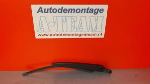 Used Rear wiper arm Seat Leon (5FB) 1.4 TSI Ecomotive 16V Price € 19,99 Margin scheme offered by A-Team Automotive Rotterdam