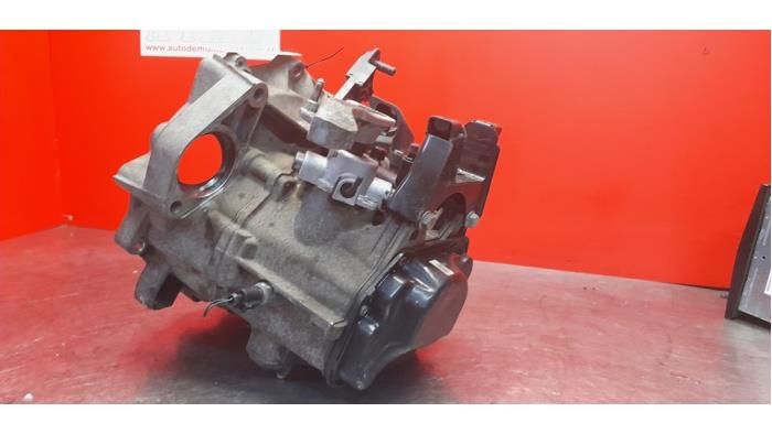 Gearbox Volkswagen Polo V 1 2 12v Bluemotion Technology 02t300058c Cgp Mgz