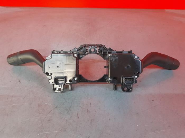 Steering column stalk from a Mazda 3 Sport (BP) 2.0 SkyActiv-G 122 Mild Hybrid 16V 2019