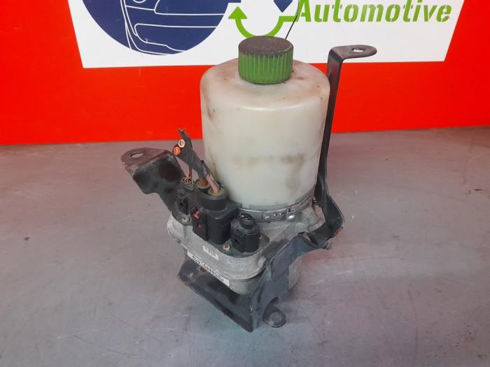 Power steering pump Seat IV 1.2 TDI 6R0423156C CFW TRW