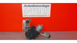 Used Wiper motor + mechanism Ford Focus 3 1.0 Ti-VCT EcoBoost 12V 125 Price € 49,99 Margin scheme offered by A-Team Automotive Rotterdam