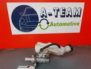 Used Master cylinder Citroen DS3 (SA) 1.2 12V PureTech 110 S&S Price on request offered by A-Team Automotive Rotterdam