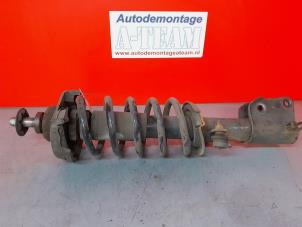 Used Front shock absorber, right Opel Vivaro 2.0 CDTI Price € 39,99 Margin scheme offered by A-Team Automotive Rotterdam
