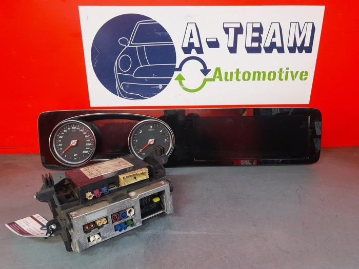 Usagé Kit navigation Mercedes CLS (C257) 300d 2.0 Turbo 16V Prix sur demande proposé par A-Team Automotive