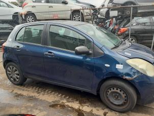 Used Rear door window 4-door door, rear right Toyota Yaris II (P9) 1.3 16V VVT-i Price on request offered by A-Team Automotive Rotterdam