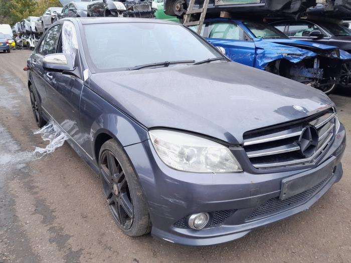 Roof curtain airbag, left from a Mercedes-Benz C (W204) 2.2 C-220 CDI 16V 2008