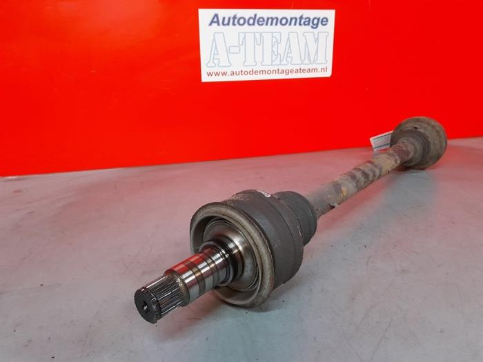 Drive shaft, rear left from a Mercedes-Benz C (W204) 2.2 C-220 CDI 16V 2008