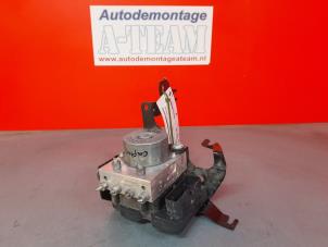 Used ABS pump Renault Captur (2R) 1.3 TCE 130 16V Price € 124,99 Margin scheme offered by A-Team Automotive Rotterdam