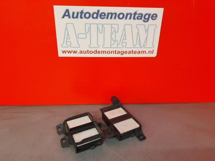Gebrauchte Side assist sensor Mercedes S (W221) 3.0 S-320 CDI 24V Preis € 249,99 Margenregelung angeboten von A-Team Automotive