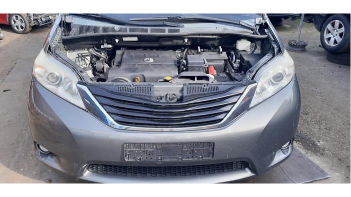 Engine from a Toyota Sienna 2011