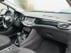 Commutateur combi colonne de direction d'un Opel Astra K 1.0 Turbo 12V 2017