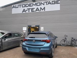Usados Lado trasero (completo) Opel Astra K 1.0 Turbo 12V Precio de solicitud ofrecido por A-Team Automotive Rotterdam
