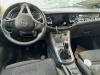 Opel Astra K Sports Tourer 1.4 Turbo 16V Panel de control de calefacción