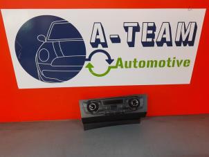 Usagé Panneau climatronic Audi A5 Quattro (B8C/S) 2.0 TFSI 16V Prix € 59,99 Règlement à la marge proposé par A-Team Automotive