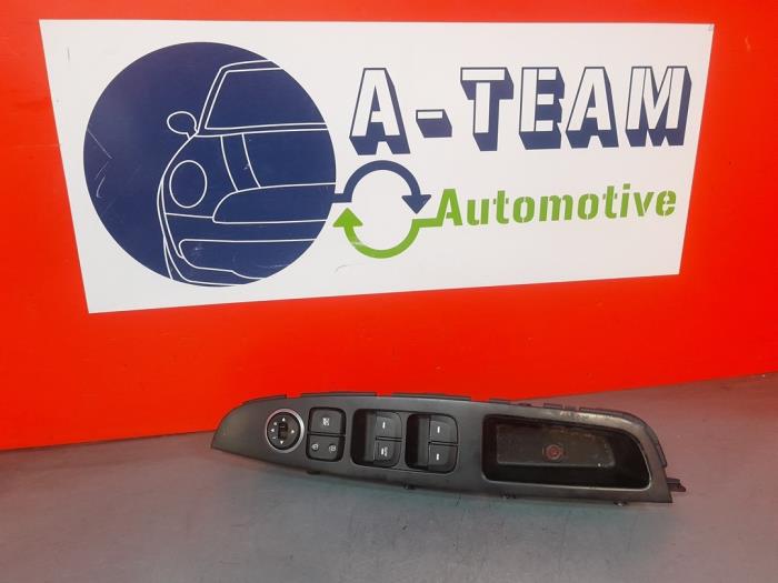Usados Interruptor de ventanilla eléctrica Hyundai i10 (B5) 1.0 12V Precio € 59,99 Norma de margen ofrecido por A-Team Automotive
