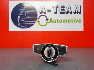 Used Light switch Mercedes E (W213) E-220d 2.0 Turbo 16V Price € 24,99 Margin scheme offered by A-Team Automotive Rotterdam
