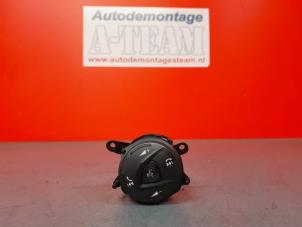 Used Steering wheel mounted radio control Ford Focus 3 1.6 EcoBoost 16V Price € 14,99 Margin scheme offered by A-Team Automotive