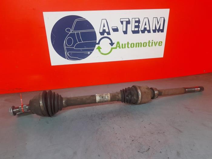 Front drive shaft, right from a Citroën C3 Picasso (SH) 1.4 16V VTI 95 2012