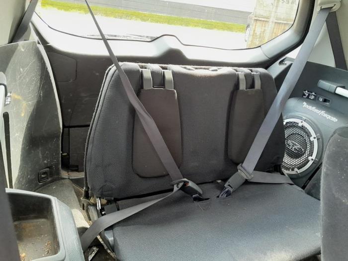 Rear seat from a Mitsubishi Outlander (CW) 2.4 16V Mivec 4x4 2008
