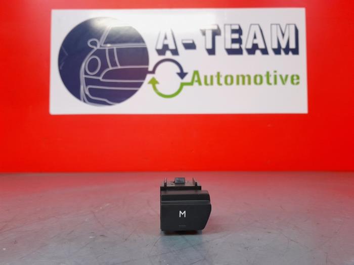Usados Interruptor Opel Combo Cargo 1.5 CDTI 130 Precio € 20,00 Norma de margen ofrecido por A-Team Automotive