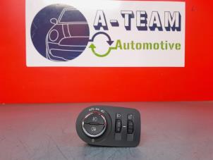 Used Light switch Opel Combo Cargo 1.5 CDTI 130 Price € 44,99 Margin scheme offered by A-Team Automotive Rotterdam