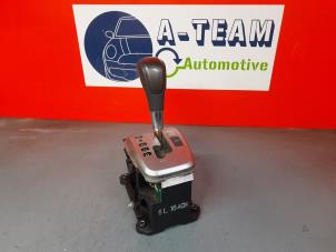 Używane Dzwignia wyboru automatycznej skrzyni biegów Chevrolet Captiva (C100) 3.2 V6 24V 4x4 Cena € 149,99 Procedura marży oferowane przez A-Team Automotive Rotterdam