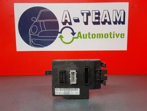 Used Ignition computer Renault Trafic New (FL) 2.0 dCi 16V 115 Price € 150,00 Margin scheme offered by A-Team Automotive Rotterdam