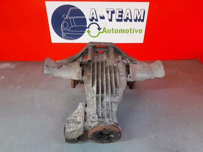 Rear differential from a Audi S6 Avant (C5) 5.2 V10 40V 2006