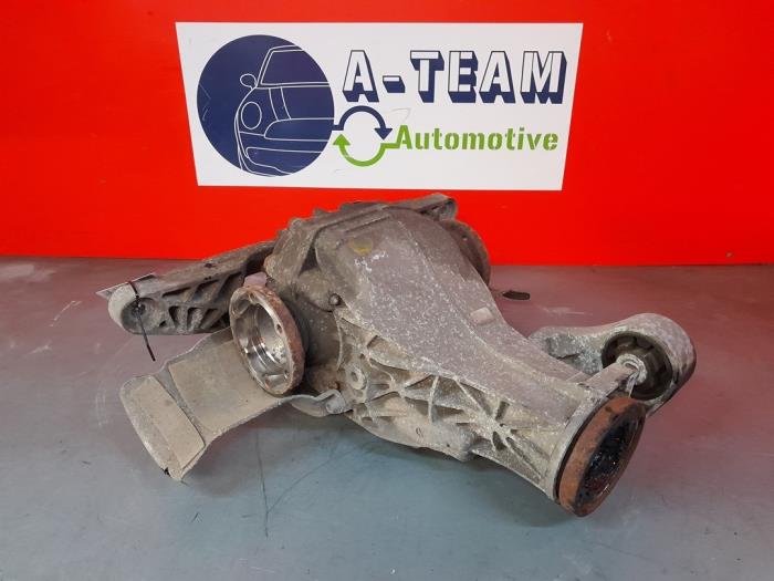 Rear differential from a Audi S6 Avant (C5) 5.2 V10 40V 2006