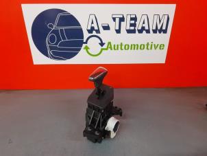 Used Automatic gear selector Lexus CT 200h 1.8 16V Price € 75,00 Margin scheme offered by A-Team Automotive Rotterdam