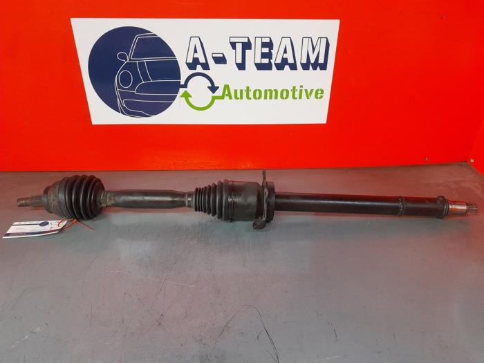 Front drive shafts, right with part number A1693603272 stock