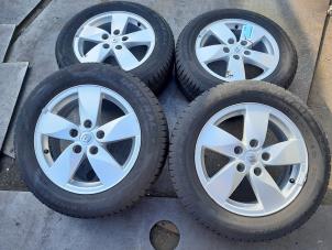 Used Set of wheels + winter tyres Renault Megane II (BM/CM) Price on request offered by A-Team Automotive