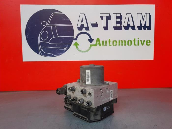 Usagé Bloc ABS Alfa Romeo 159 Sportwagon (939BX) 2.4 JTDm 20V Prix € 199,99 Règlement à la marge proposé par A-Team Automotive