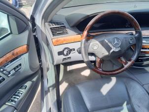 Used Instrument panel Mercedes S (W221) 3.5 S-350 24V Price € 499,99 Margin scheme offered by A-Team Automotive Rotterdam