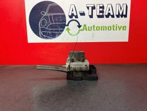 Usagé Pompe ABS Nissan Micra (K13) 1.2 12V DIG-S Prix € 249,99 Règlement à la marge proposé par A-Team Automotive Rotterdam