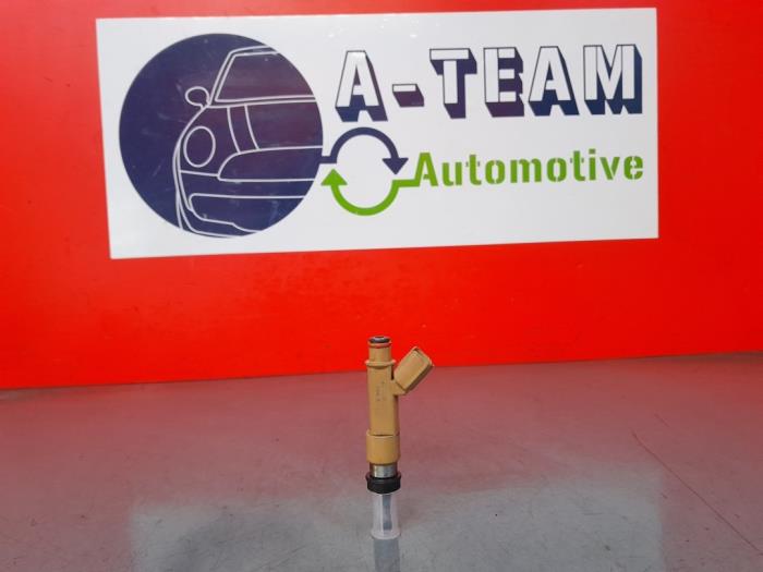 Fuel injector