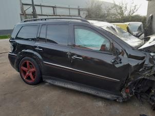 Used Door window 4-door, front right Mercedes GL (X164) 4.7 GL 450 V8 32V Price on request offered by A-Team Automotive Rotterdam