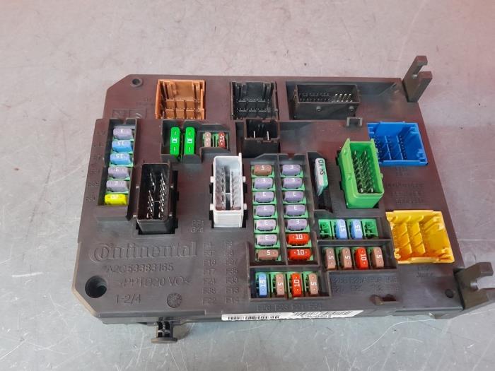 Fuse box Citroen C4 Grand Picasso 1.2 12V PureTech 130 - 9810296280 ...