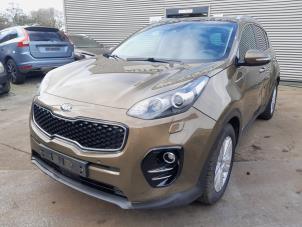 Used Front wing, left Kia Sportage (QL) 2.0 CRDi 185 16V VGT 4x4 Price on request offered by A-Team Automotive