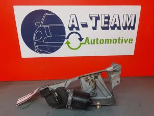 Usagé Moteur + mécanique essuie-glace Renault Twingo (C06) 1.2 Prix € 39,99 Règlement à la marge proposé par A-Team Automotive Rotterdam