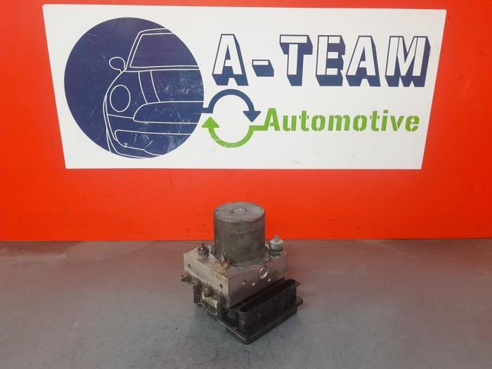 Used ABS pump Toyota Corolla Verso (R10/11) 2.2 D-4D 16V Cat Clean Power Price € 49,99 Margin scheme offered by A-Team Automotive