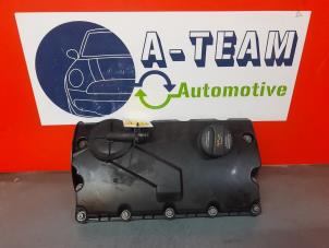 Used Rocker cover Seat Leon (1P1) 1.9 TDI 105 Price € 25,00 Margin scheme offered by A-Team Automotive