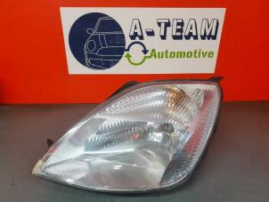 Used Headlight, left Ford Fiesta 5 (JD/JH) 1.4 16V Price € 25,00 Margin scheme offered by A-Team Automotive Rotterdam